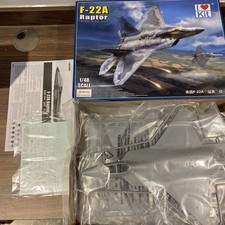 2021 I love Kit 1:48 F-22A Raptor Scale Model Kit 62801