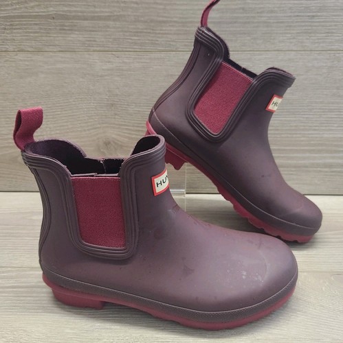 Stivali corti in gomma Hunter da donna originali Chelsea viola prugna slip on taglia 7 US