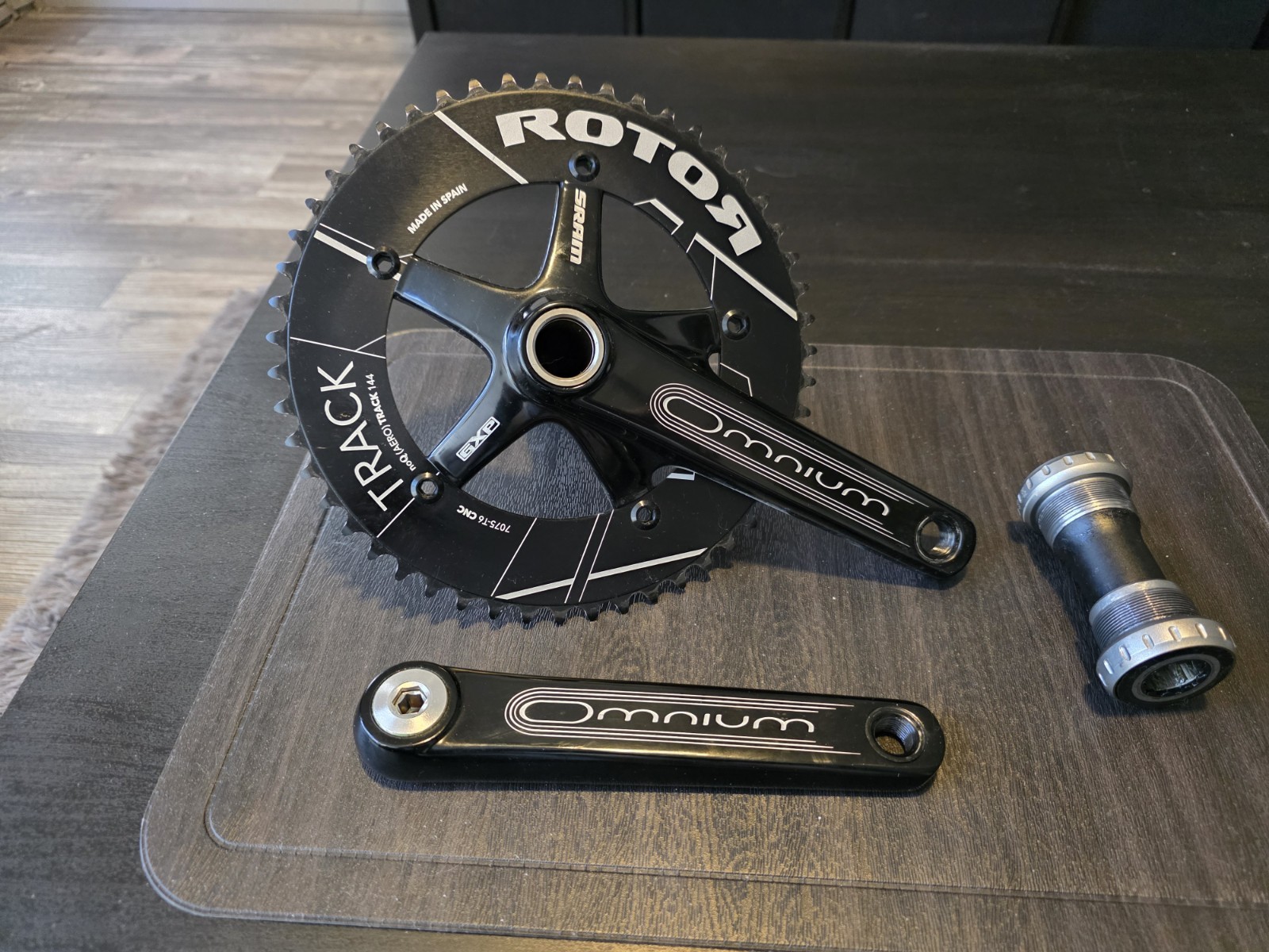 SRAM Omnium Crankset 165mm w/ GXP BB And ROTOR 51T Chain ring 