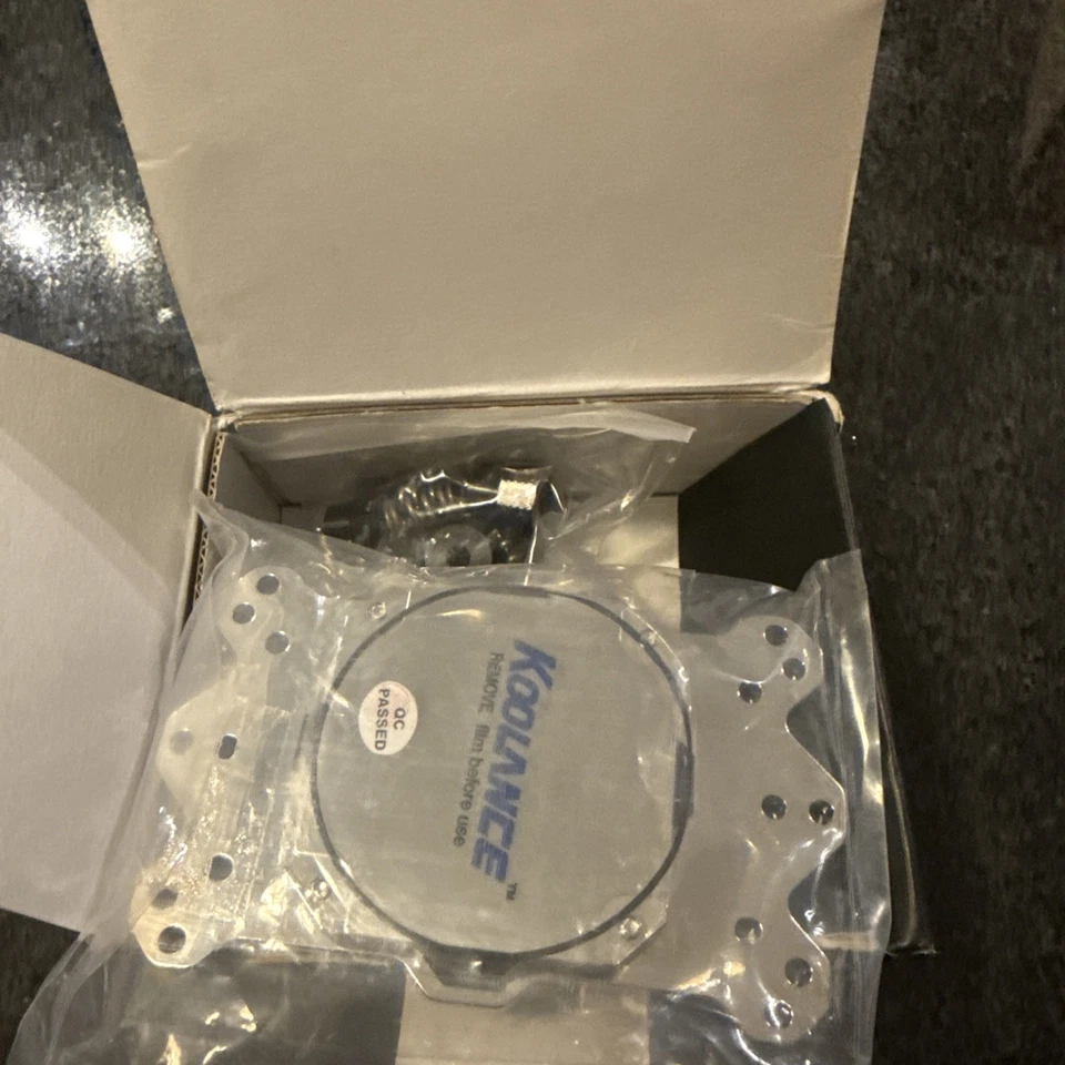 Koolance CPU-380A Water Block CPU Cooler - Image 2 of 4