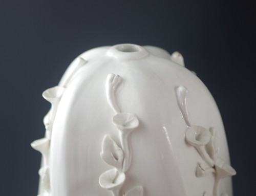 VINTAGE ITALY CERAMIC BLANC DE CHINE SET OF 2 LAMPS-LAMP BASES RAISED DESIGN #2 - Picture 8 of 10