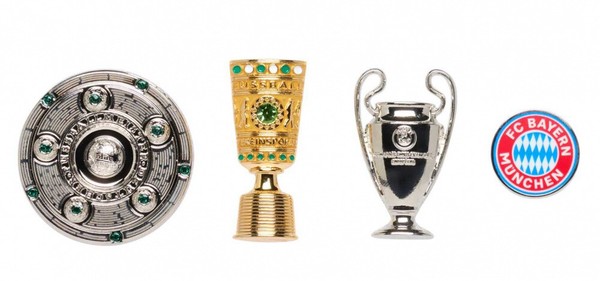 Fc Bayern MüNchen Pin 4Er Set - Erfolge - Anstecker Pokale, Meisterschale, Logo-image