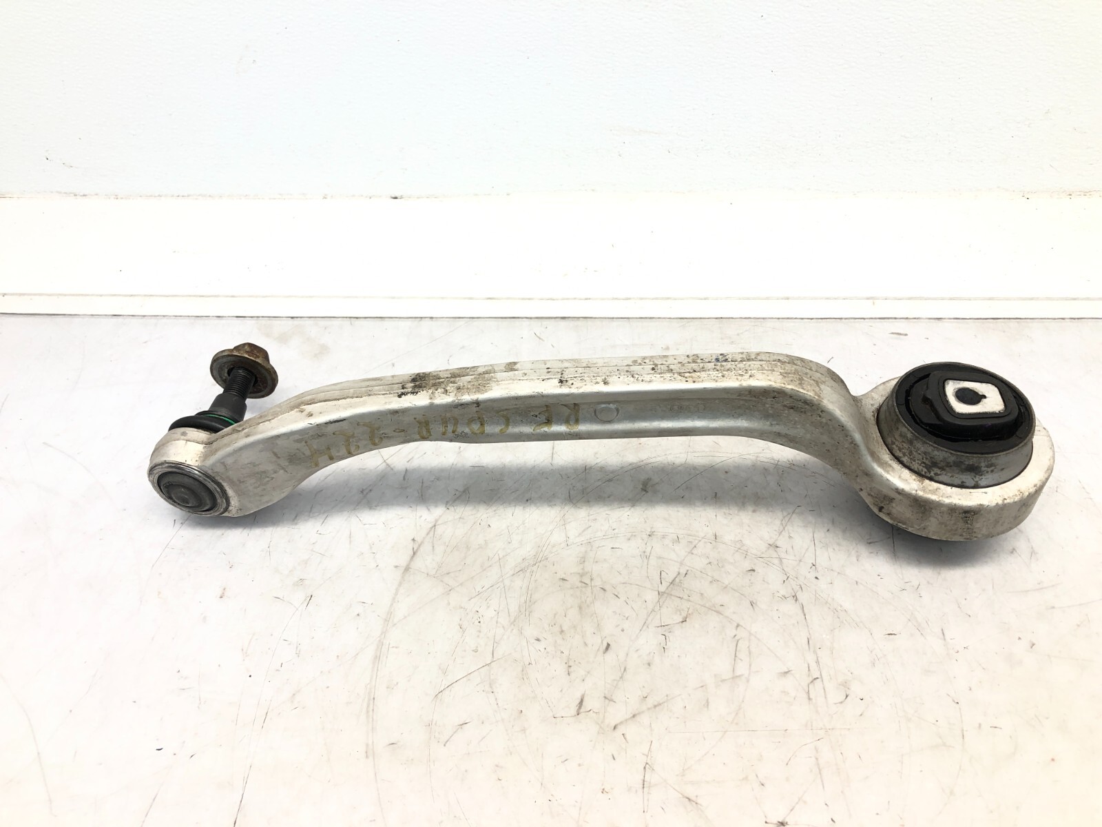 2014-2018 BENTLEY FLYING SPUR AWD RIGHT PASSENGER FRONT LOWER CONTROL ARM OEM