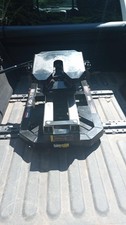Pullrite Superglide 2900 18k 5th Wheel Hitch 2 Capture Plates Location 07825 Pullrite Superglide 2900 18k 5th Wheel Hitch 2 Capture Plates Location 07825