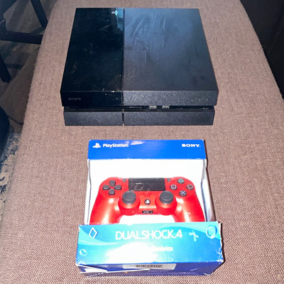 Sony PlayStation 4 PS4 500GB Black Console w/ Red DualShock 4, Wi-Fi Blu-Ray