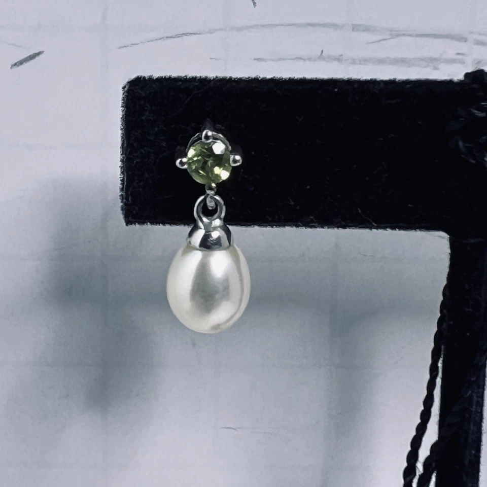 Pendientes Honora de plata de ley perlas blancas de agua dulce y esmeralda verde (5979 Foto 3 de 4