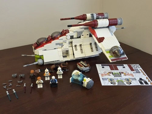 LEGO 2008 Star Wars Republic Attack Gunship 7676 100% Complete With Minifigures