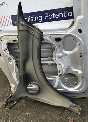 Front Left Fender Parafanghi Ailes Volvo XC60 II 246