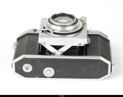 Agfa Karat 36 Folding Rangefinder Camera W/ Rodenstock Heligon 2