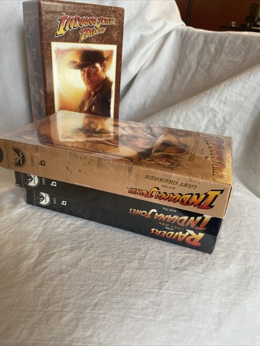 Indiana Jones Trilogy VHS 3-Tape BOX SET 1989 Harrison Ford, Sean Connery - Picture 4 of 7