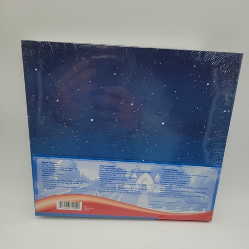 New Disney World Castle Scrapbook Album 8” x 8” Mickey Mouse & Friends, Sealed - Picture 5 of 7