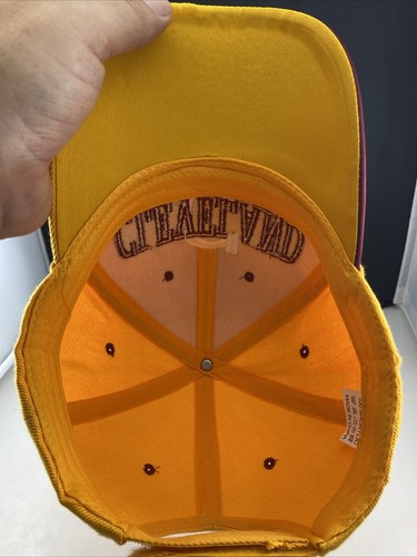 Cleveland Cavaliers Hat Cap Yellow Adjustable Free Shipping NBA - Picture 8 of 10