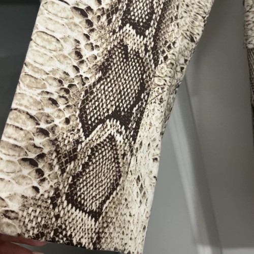 Bar III Wm’s Mid Length Blazer Double Breasted Snake Print Ivory/Black/NWOT/Sz L - Picture 7 of 14