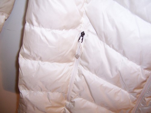 NEW Ladies Eddie Bauer Down Packable Jacket White Medium Storm Repel Zip Pockets - Picture 3 of 5