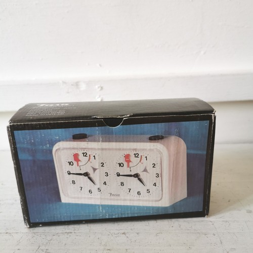 Insa Analog Chess Clock Made in Yugoslavia Cream/White Bakelite Case, boxed - Picture 8 of 11