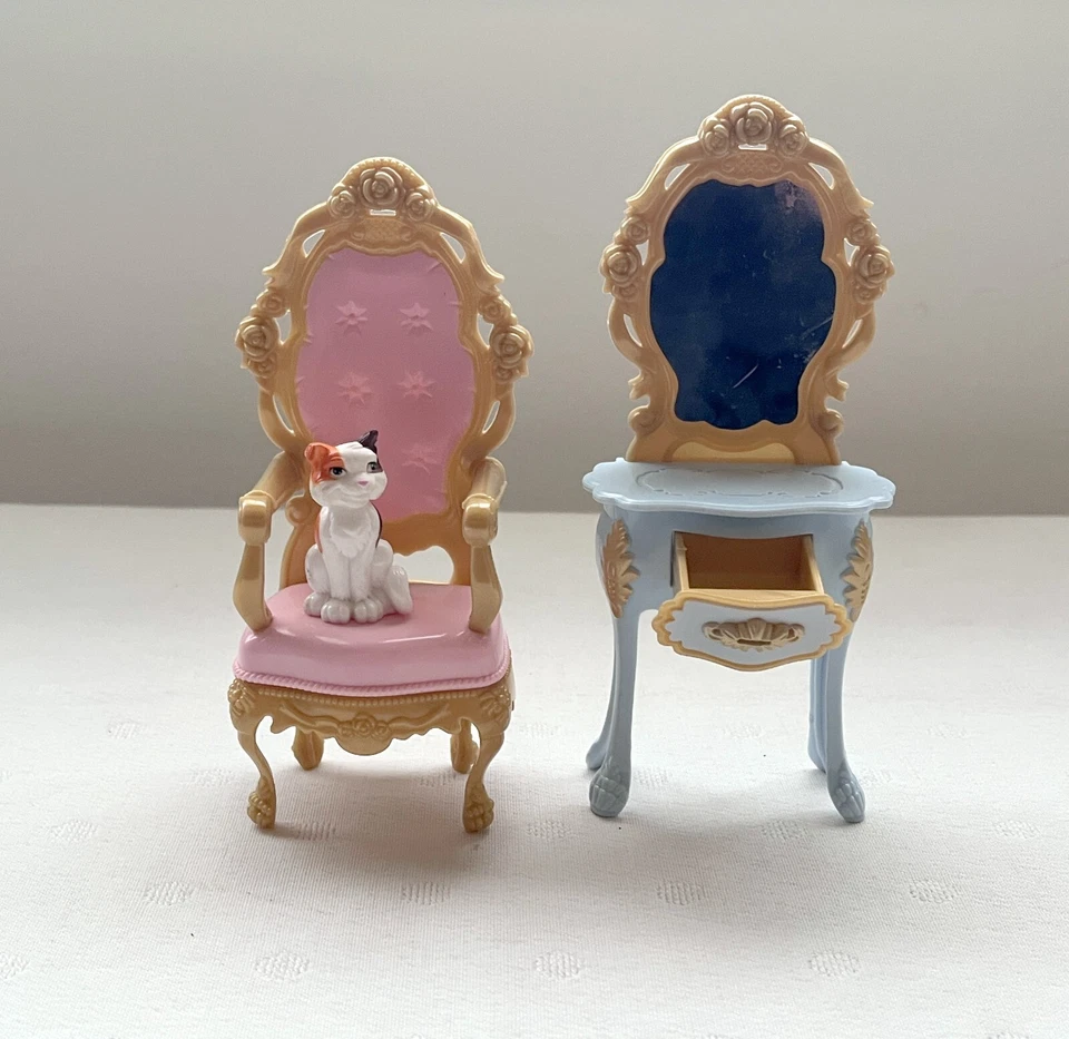 Mattel Barbie Mini Kingdom Anneliese & Erika ~ Chair, Dressing Table & Pet Cat - image 2 of 4