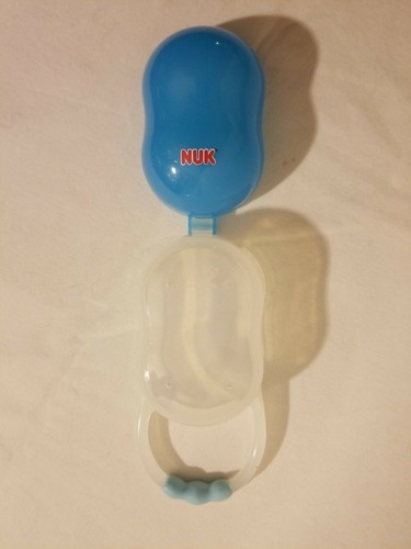 Gebraucht ~ Rarität ~ NUK blau Kunststoff Clip - On Schnuller Hülle - Bild 3 von 3