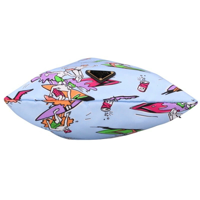 Prada Triangular Logo Plate Surfer Pattern Re-Nyl… - image 4