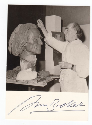 Arno Breker 5x7 SIGNED AUTOGRAPHED Photo with Franz Liszt sculpture D. 1991