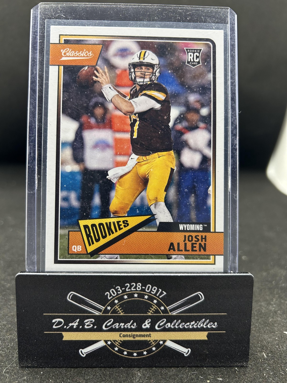 2018 Panini Classics #207 Josh Allen ROOKIE RC BILLS Wyoming Cowboys J15