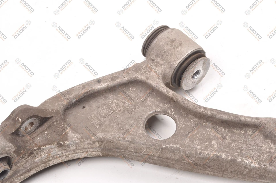 Lexus IS III 300H 2.5 16V 220PS Bras De Suspension Avant Gauche - Photo 3/4