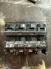 Siemens EQ9985, 200A, 2 Poles, 120/240V, Circuit Breaker 15