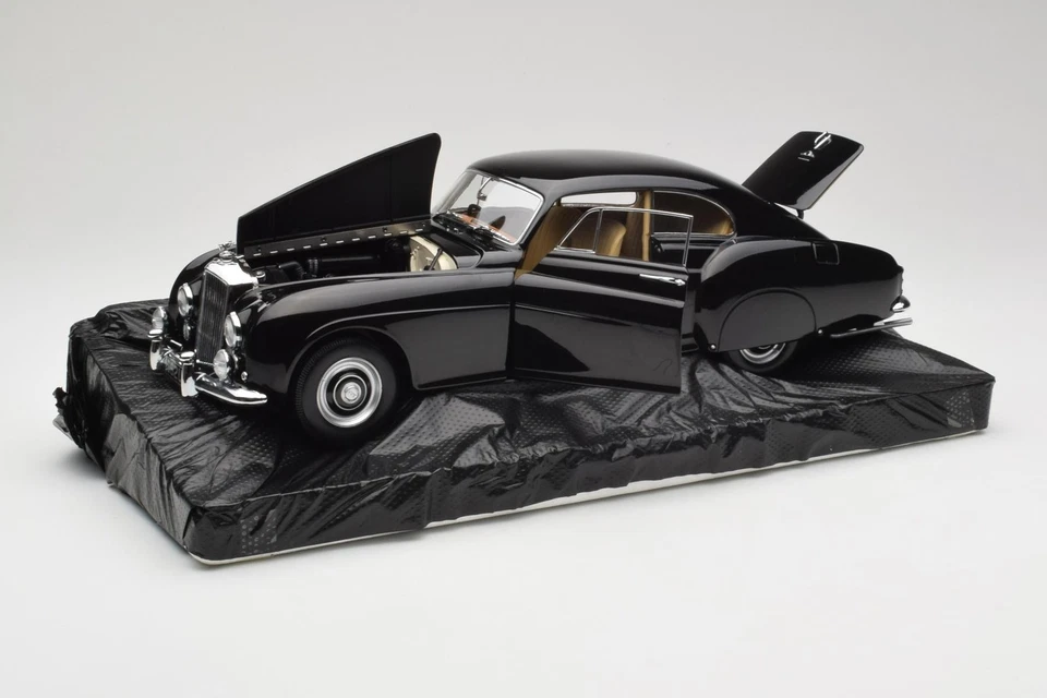 100139420 Bentley R Type Continental Black Metallic Minichamps 1/18 - Immagine 2 di 4