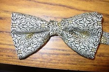 USED Bow Tie - GOLD Medallion Bow Tie