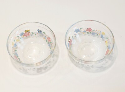 2 Retro Multi Functional Glass Bowls with Color Nordic Flower Motive