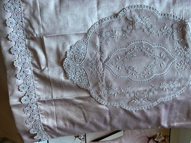 DANTELA VITA SATIN BEDDING: flat sheet, duvet cover, 2 pillowcases Made Turkey - Image 3 of 4