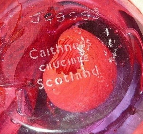 CAITHNESS VINTAGE GLASSPAPERWEIGHT RED 1991 DES. by ALASTAIR MACINTOSH CRUCIBLE - Image 3 of 4
