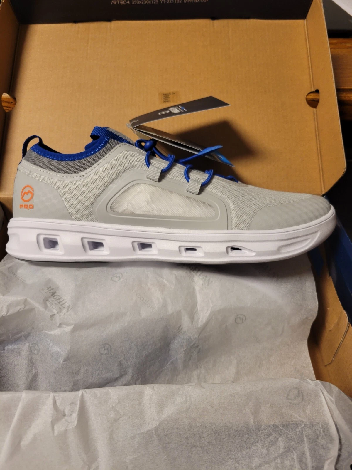 New Men's Magellan Outdoors Angler Fish Boat Shoes Model #165303 Size 10 Medium
Opens in a new windo