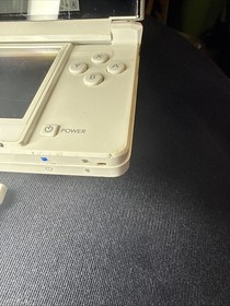 Nintendo 3DS Console - Pure White - Japanese - US Seller- No Charger- Damaged
