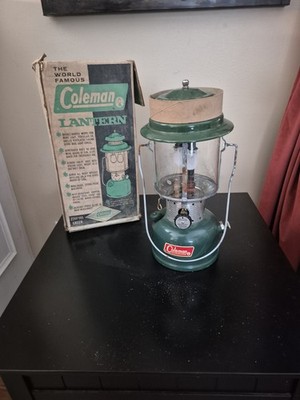 Vintage  Coleman 220F-195 Lantern 9-1965  Pyrex w/ box