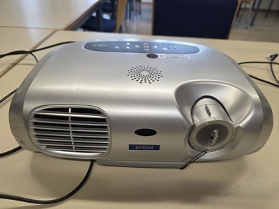 Epson PowerLite EMP-S1H LCD Projektor | SVGA | Ungetestet für Bastler /...