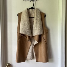 Medium Cherish Tan Vest Faux Leather - good condition