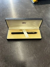CROSS CENTURY II CLASSIC BLACK FOUNTAIN PEN 