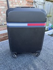 Tommy Hilfiger Luggage Hard Case with Wheels Dimensions 51/40/25