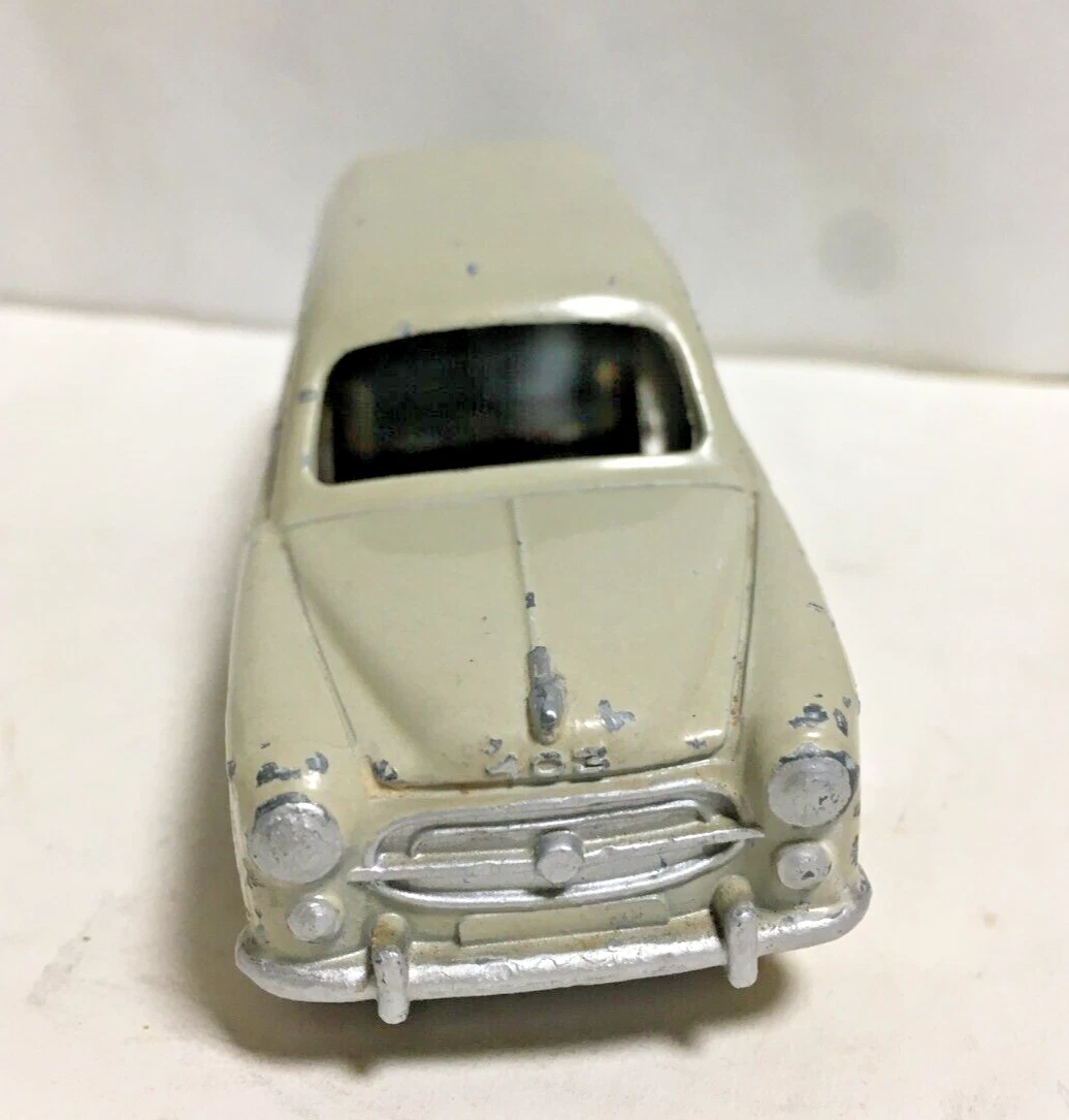 NOREV 518790 Masstab: 1/43 RENAULT MASTER VAN SAMU DE LYON AMBULANCE 2014 WHITE