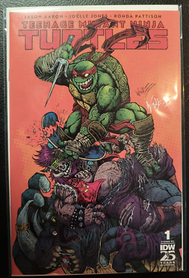 TEENAGE MUTANT NINJA TURTLES #1 EXCLUSIVE MARIA the WOLF SIGNED VARIANT COVER