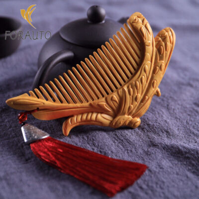 125*70*13mm Love Butterfly Pattern Hand Carving Boxwood Crafts Gift Comb