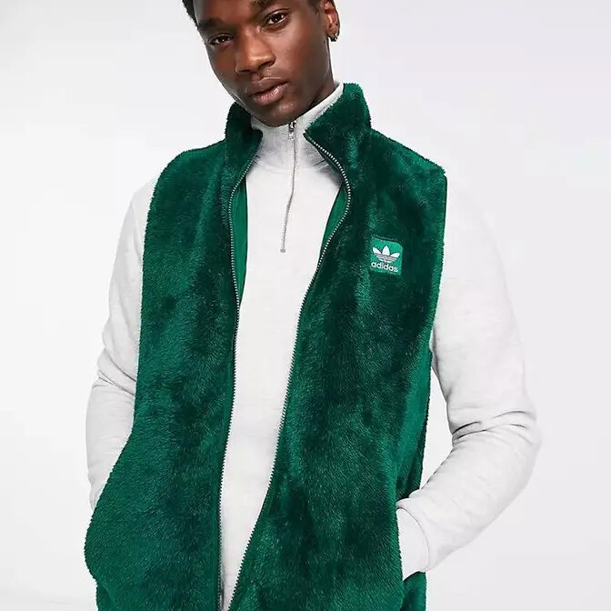 adidas Men's Essentials+ Fluffy Fleece Reversible Trefoil Vest