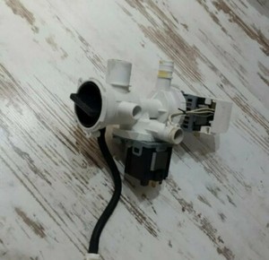 Pumpe LAUGENPUMPE Samsung Giant Q1657AT Waschmaschine 292080 MB205098