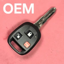 OEM 2002 - 2004 ISUZU Rodeo Axiom Master Remote Head Key Transmitter - HYQ1512V