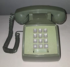 Vtg Western Electric Push Button Phone 2500DM Avacado Green Touch Tone WORKS