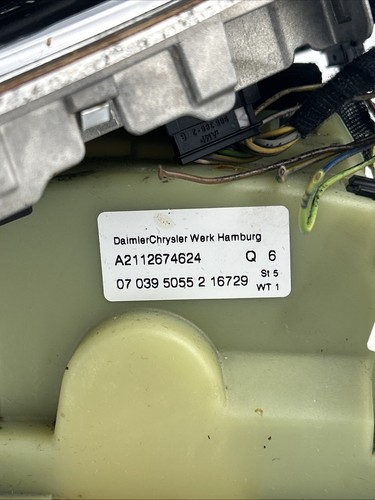 03-09 MERCEDES W211 E350 E550 FLOOR GEAR SELECTOR SHIFTER 2112674624 OEM - Picture 2 of 11