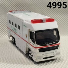 4995 Tomica 2007 Isuzu Giga Super Ambulance
