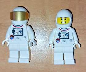 Lego Shuttle set 10231 *Used *