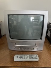 Toshiba MV13P3 13  CRT VCR Combo Retro Gaming TV Low Hours Barely used 