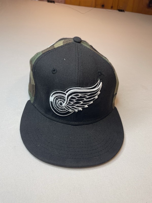 Detroit Red Wings Black And Camouflage Men’s Hat